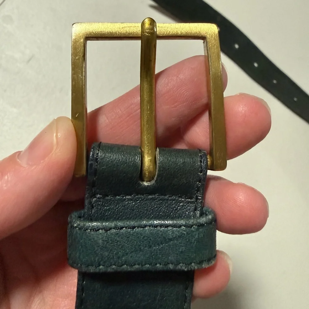VTG Women’s Dark Green Glove Leather Belt Solid Brass Buckle Size 34 Classic